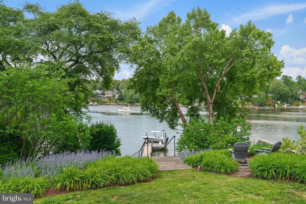 Photo of 1210 SEVERNVIEW DRIVE