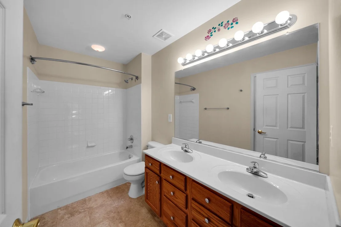 Photo of 15002 DENNINGTON DRIVE