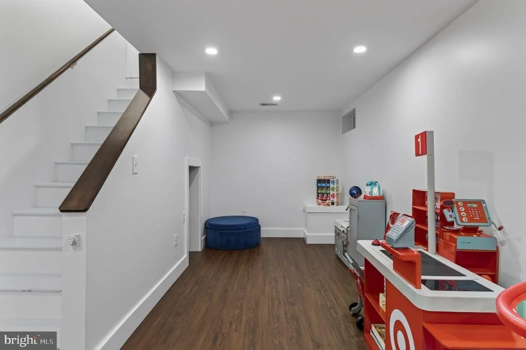 Photo of 5 BRISTOL CIRCLE