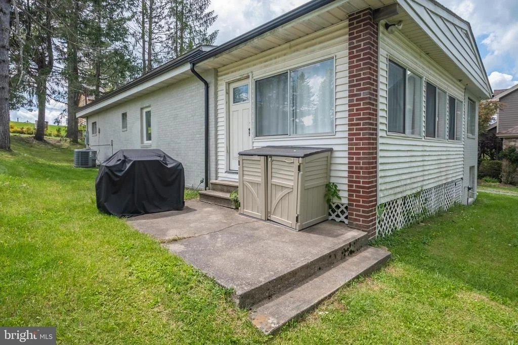 Photo of 161 MARSH HILL ROAD