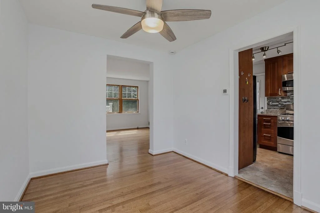 Photo of 717 MAPLETON ROAD