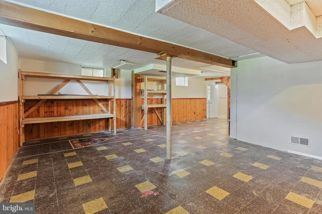 Photo of 1128 W NOLCREST DRIVE
