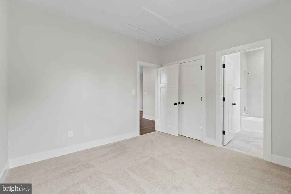 Photo of 4005 DARK HORSE WAY