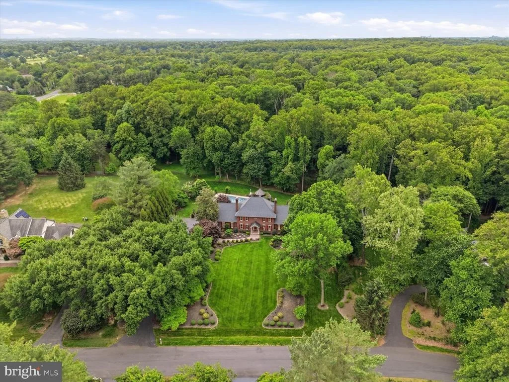 Photo of 10105 WALKER LAKE DRIVE