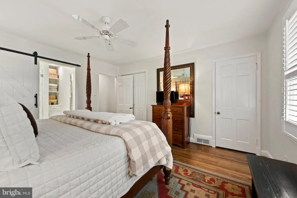 Photo of 304 CEDARCROFT ROAD