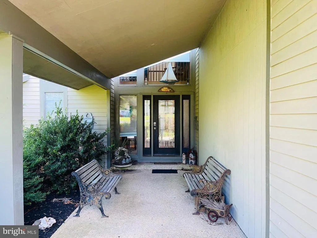 Photo of 31057 EDGEWATER DRIVE