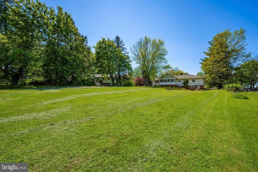 Photo of 25103 OAK DRIVE