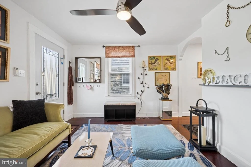 Photo of 3355 FALLS ROAD