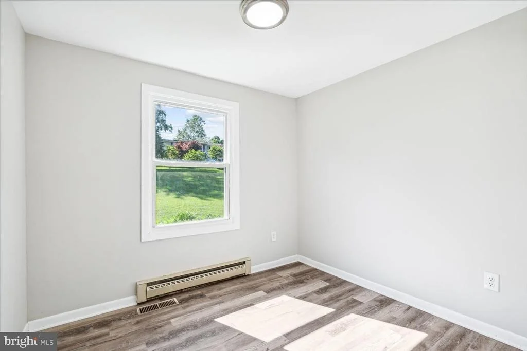 Photo of 6347 DAVIS ROAD