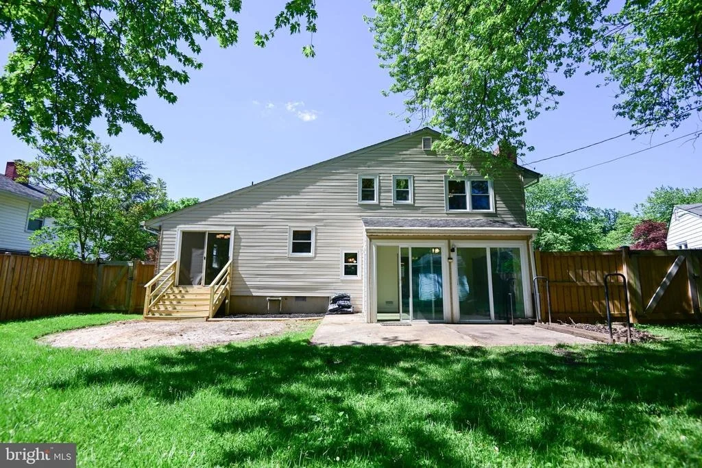 Photo of 916 BEAVERBANK CIRCLE