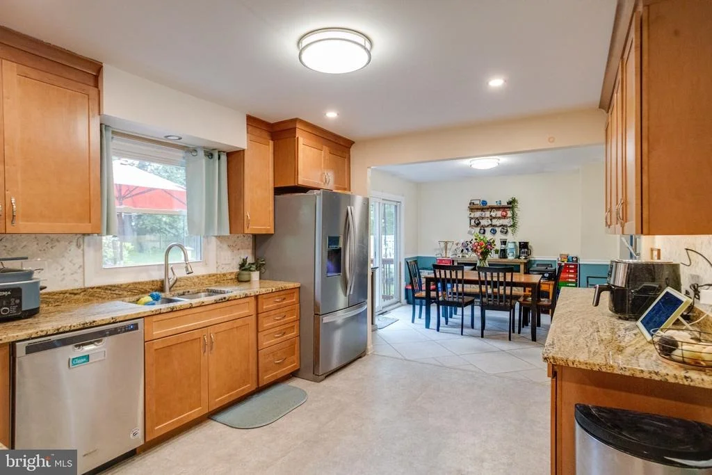 Photo of 919 JACKSON BOULEVARD