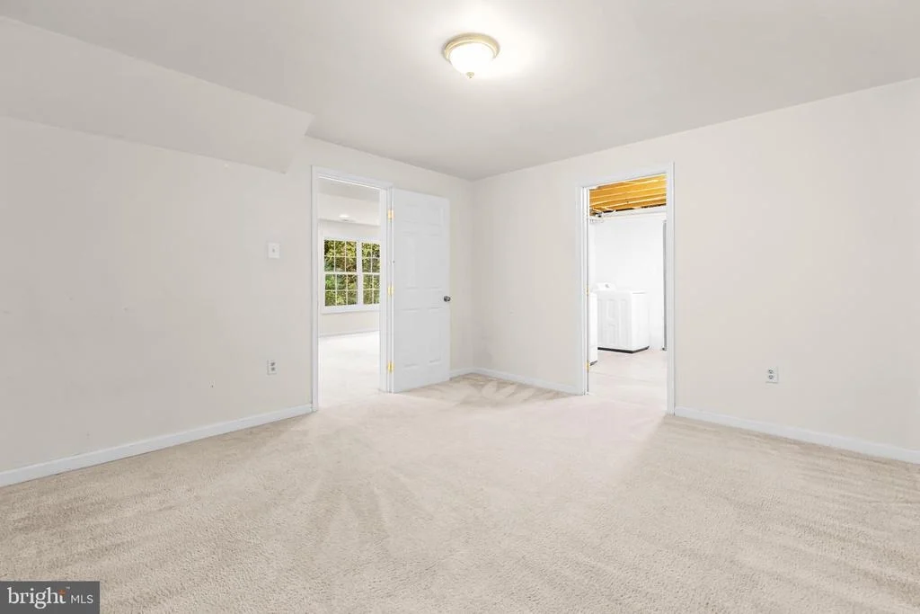 Photo of 8008 WASHINGTON DRIVE