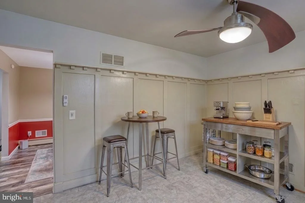 Photo of 103 S FAIRFIELD DRIVE