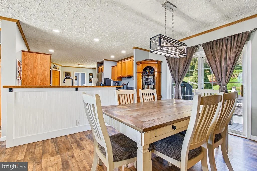 Photo of 111 HIGH VIEW ROAD