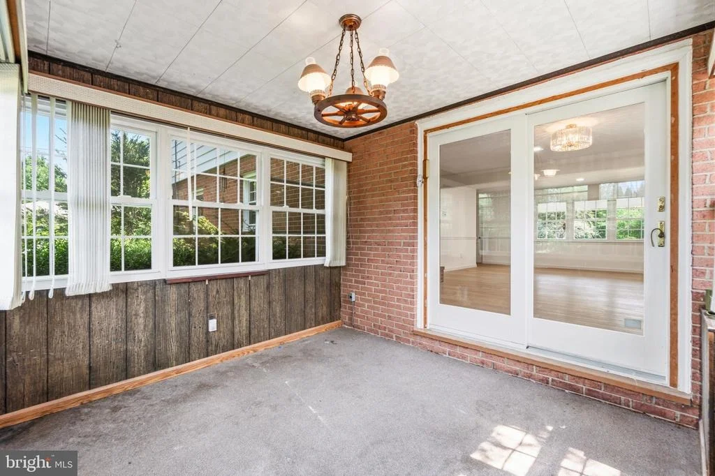 Photo of 6783 SUNNYBROOK DRIVE