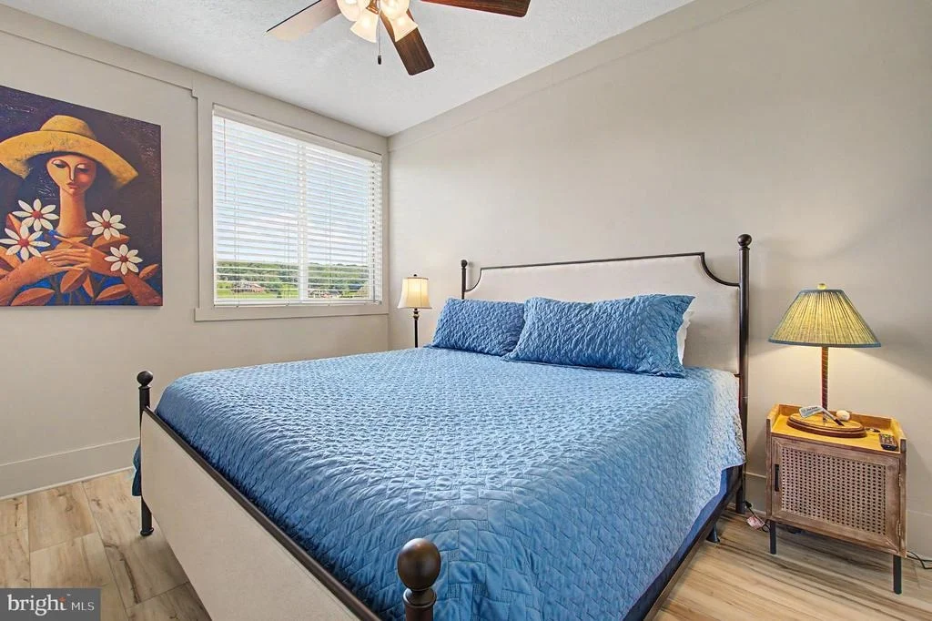 Photo of 342 LAKEFRONT LINKS DRIVE