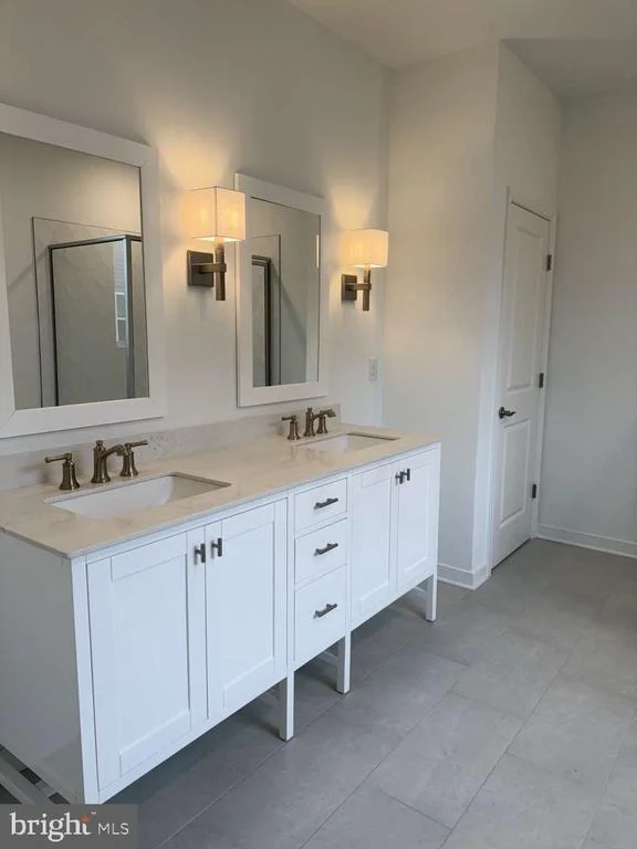 Photo of 1005 BUXTON CIRCLE