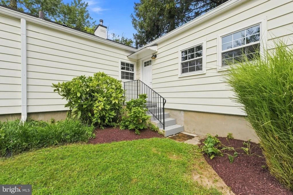 Photo of 9129 WALDEN ROAD