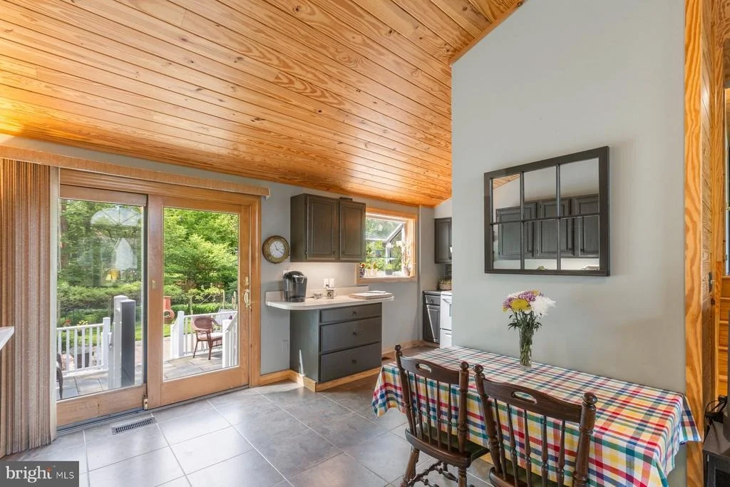 Photo of 1437 FAIRBANKS DRIVE
