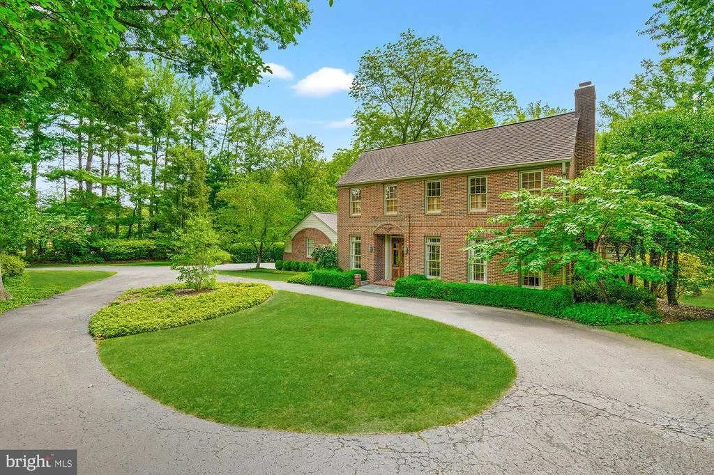 Photo of 1033 SWINKS MILL ROAD