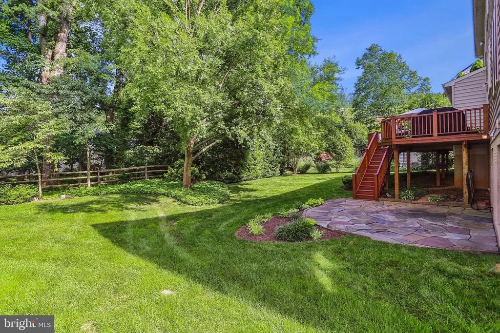 Photo of 4412 WINDING OAK DRIVE