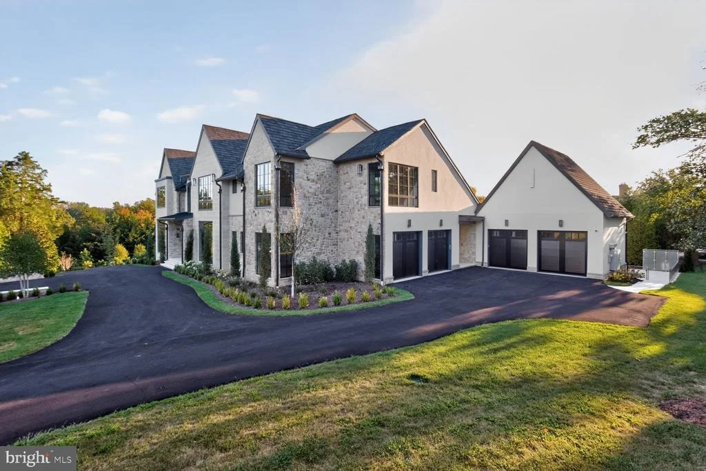 Photo of 1306 BALLANTRAE COURT