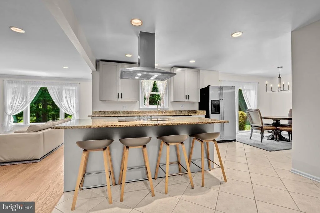 Photo of 1077 SPRING HILL ROAD