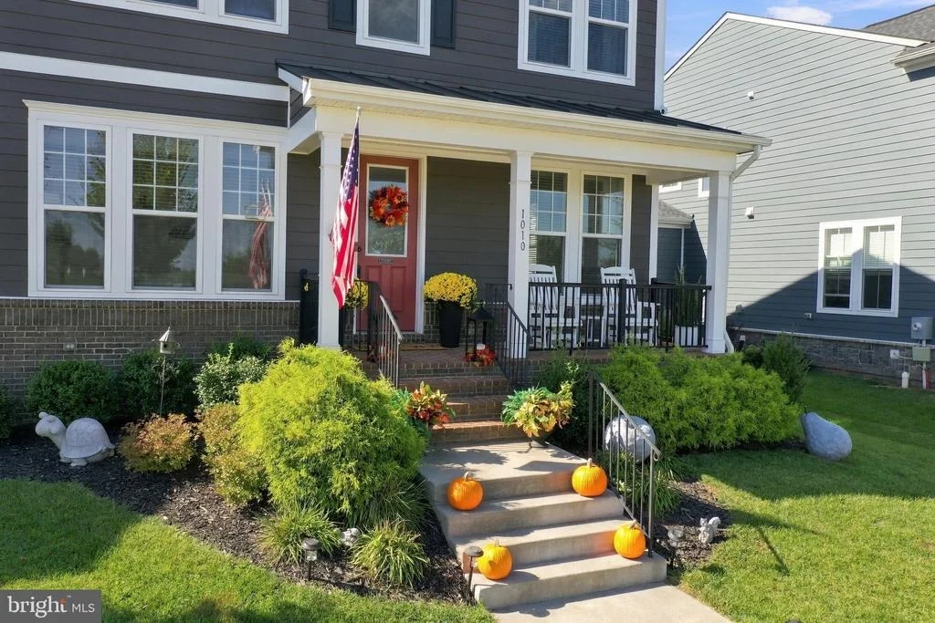 Photo of 1010 COUBERTIN DRIVE SE