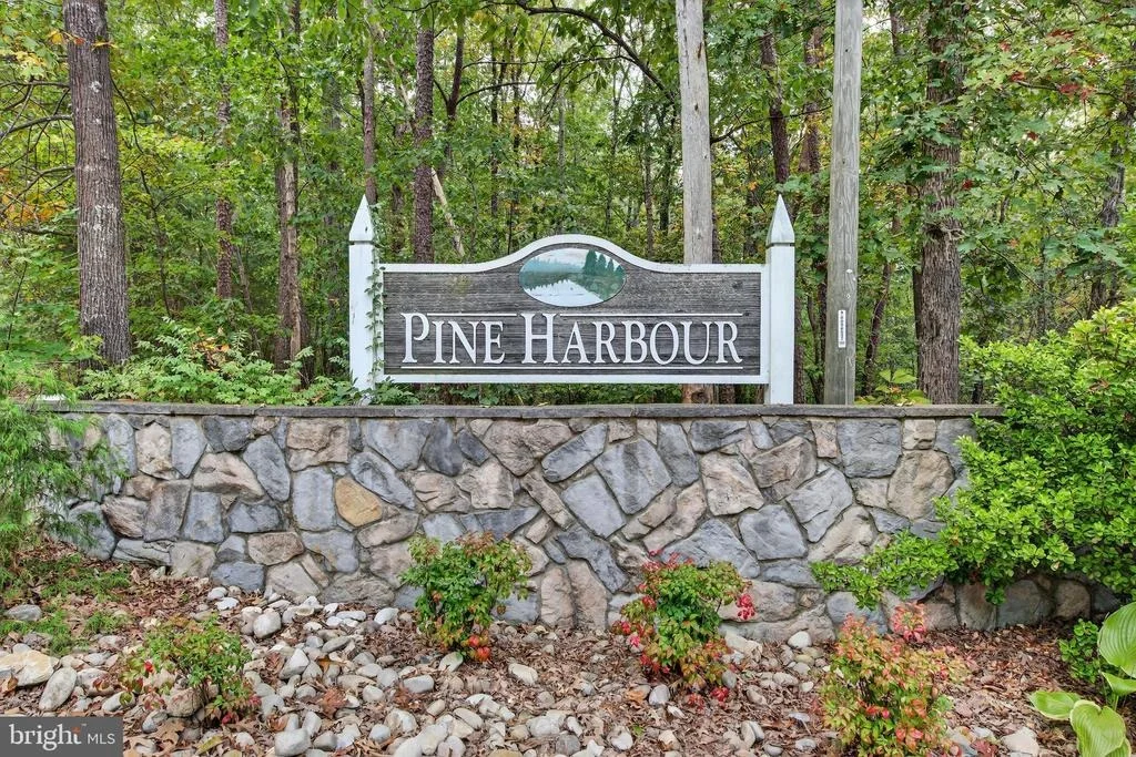 Photo of 721 PINE HARBOUR DRIVE