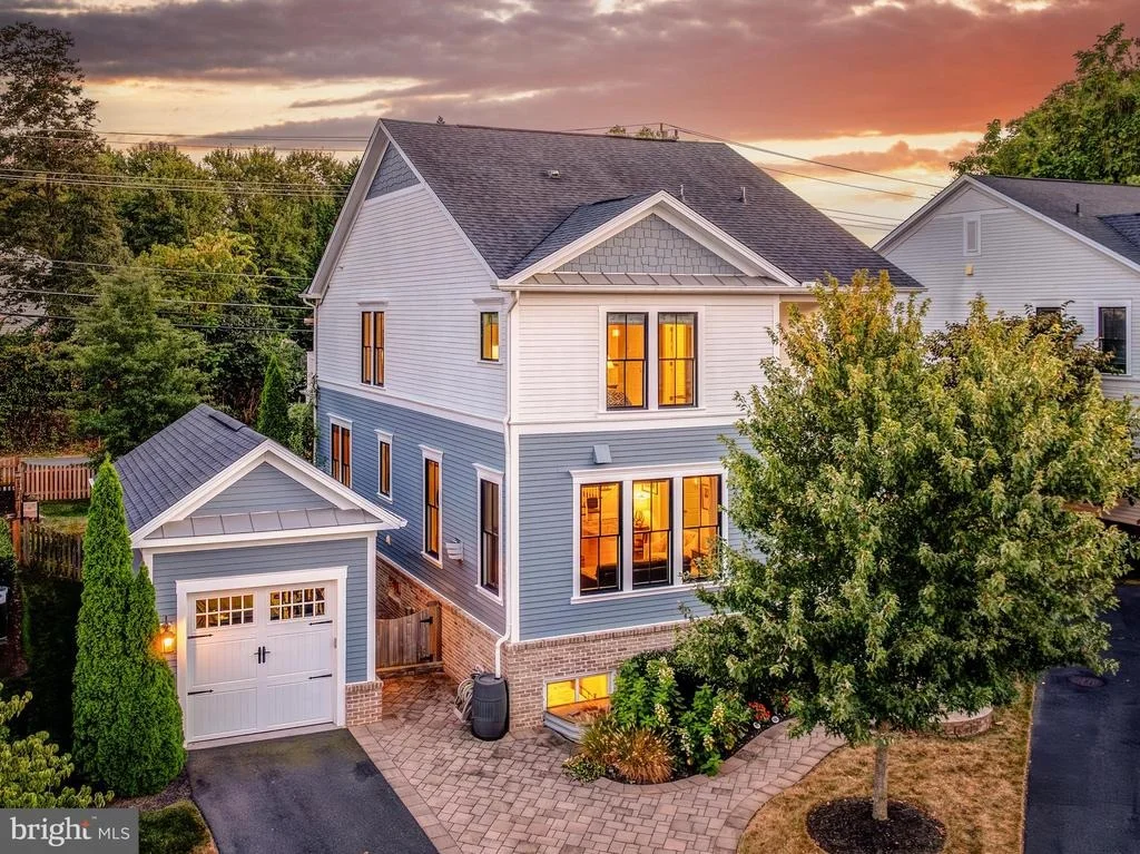Photo of 802 VINE STREET