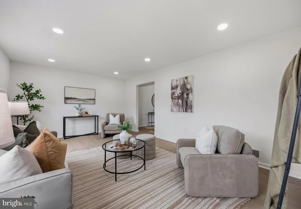 Photo of 984 FALL CIRCLE WAY