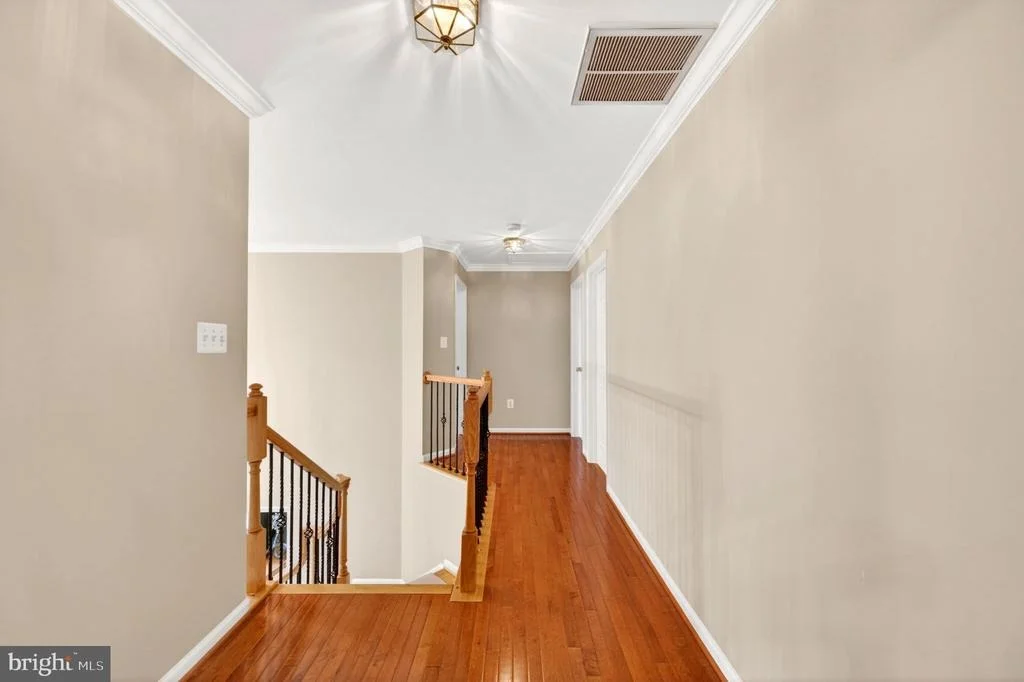 Photo of 8 N POINTE TERRACE