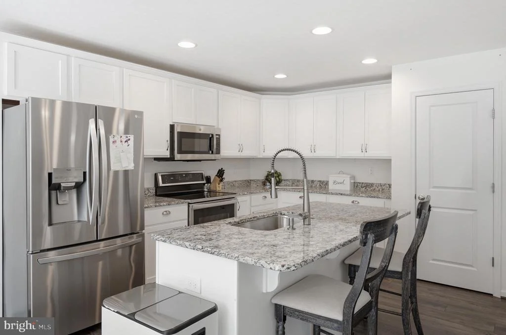 Photo of 43 HUNTMASTER DRIVE