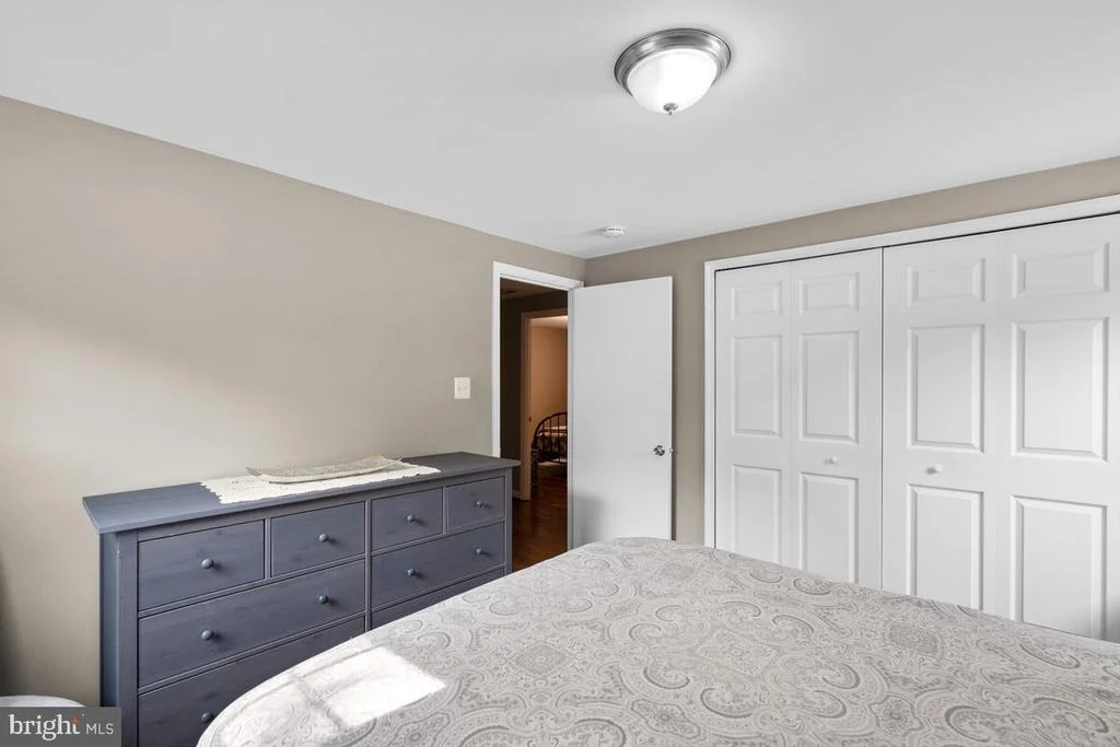 Photo of 14028 BREEZE HILL LANE