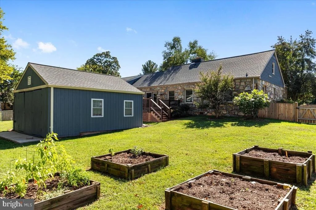Photo of 9019 SUDLEY ROAD