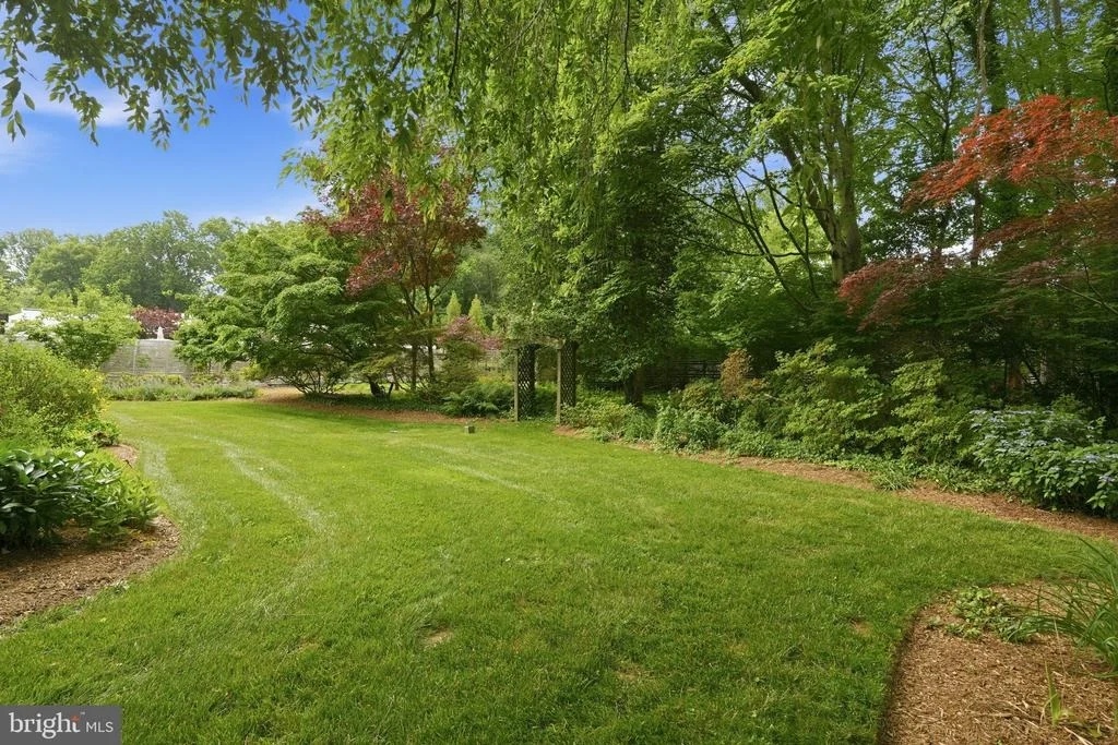 Photo of 1740 LONG GREEN DRIVE