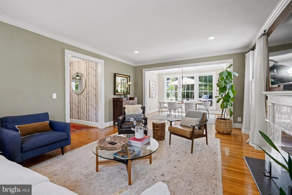 Photo of 4616 CHEVY CHASE BOULEVARD