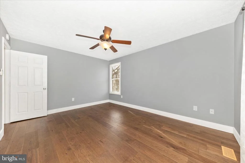 Photo of 2160 COLLINGWOOD LANE
