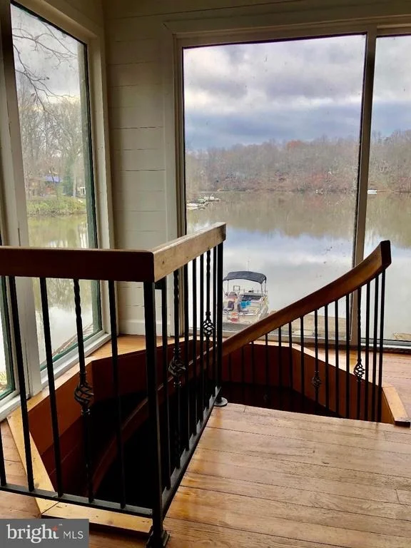 Photo of 8389 HIGHVIEW STREET
