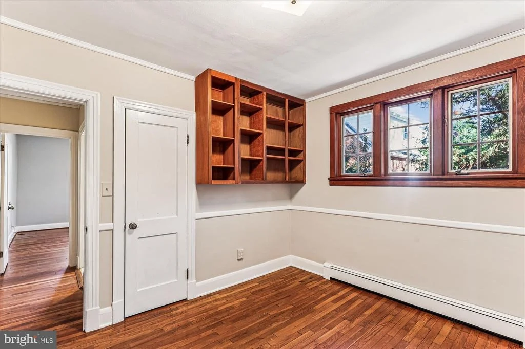 Photo of 306 JOHN AVENUE
