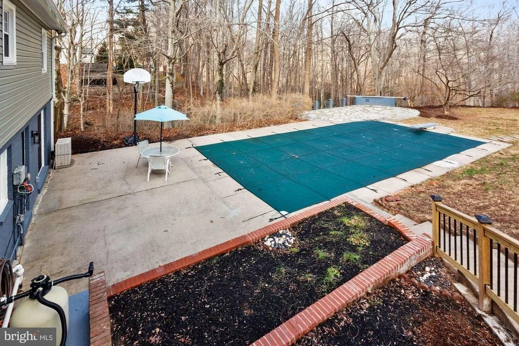 Photo of 6815 GILLINGS ROAD
