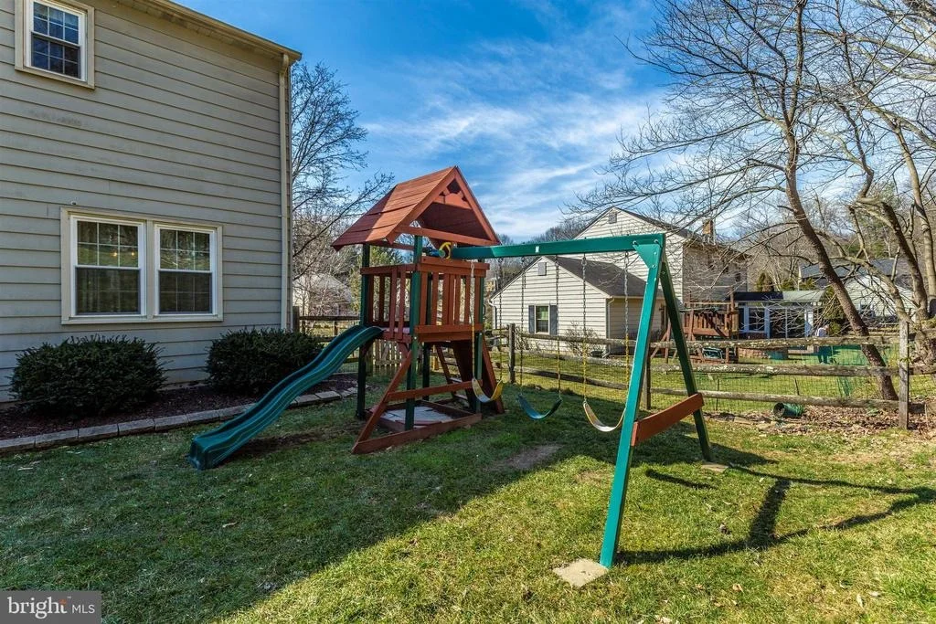 Photo of 10940 MIDDLEBORO DRIVE