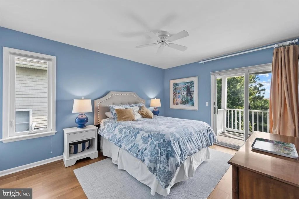 Photo of 36793 BAYSIDE DRIVE