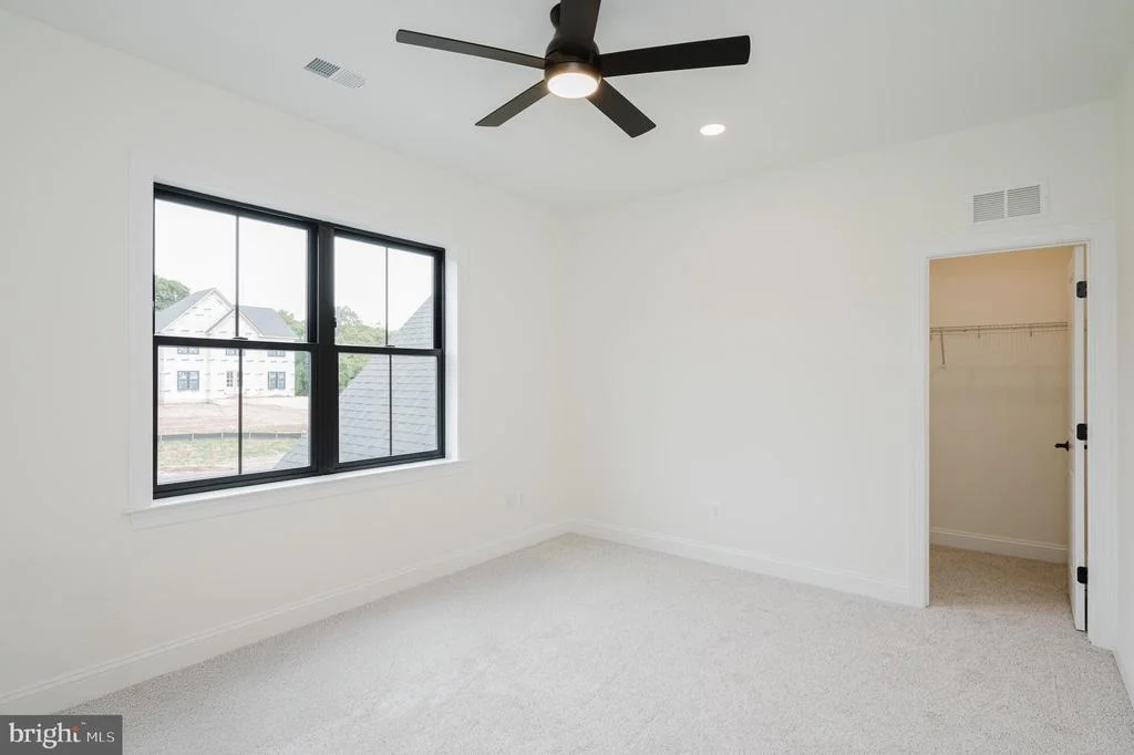 Photo of 1709 LAUREL BROOK ROAD