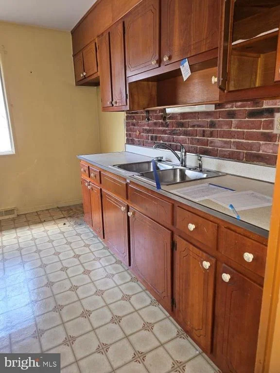 Photo of 2034 CHERRY COURT