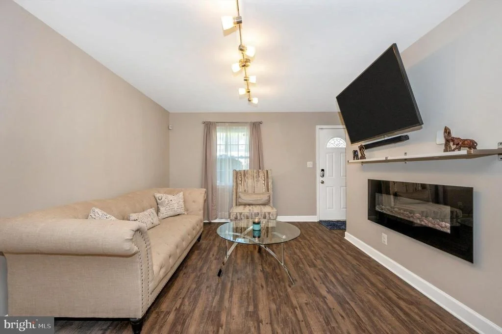 Photo of 2213 BRETON DRIVE