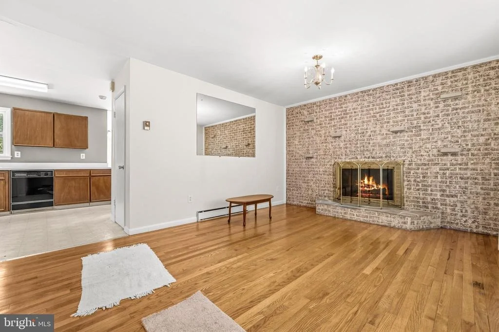 Photo of 12404 WALLACE LANE