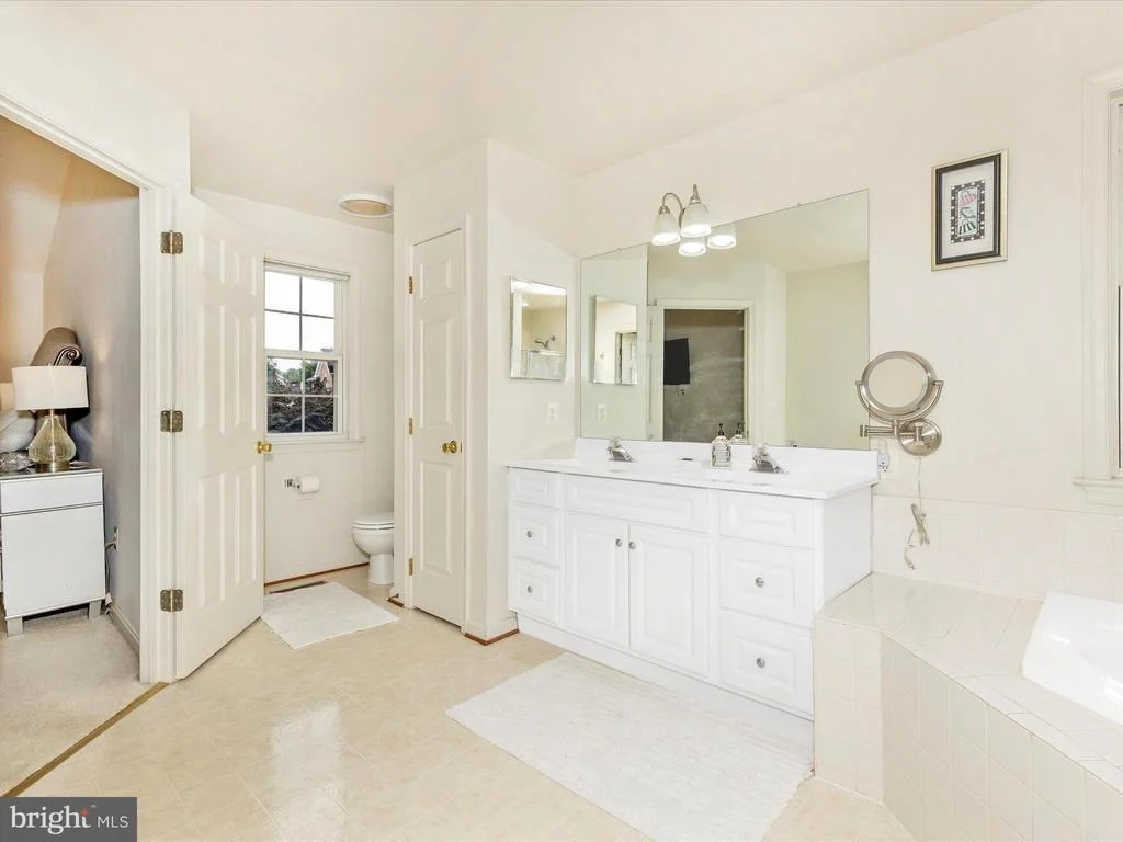 Photo of 5732 CRESTRIDGE COURT
