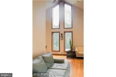 Photo of 5768 DOCKSIDE LANE