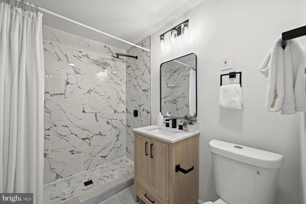Photo of 7897 BASTILLE PLACE